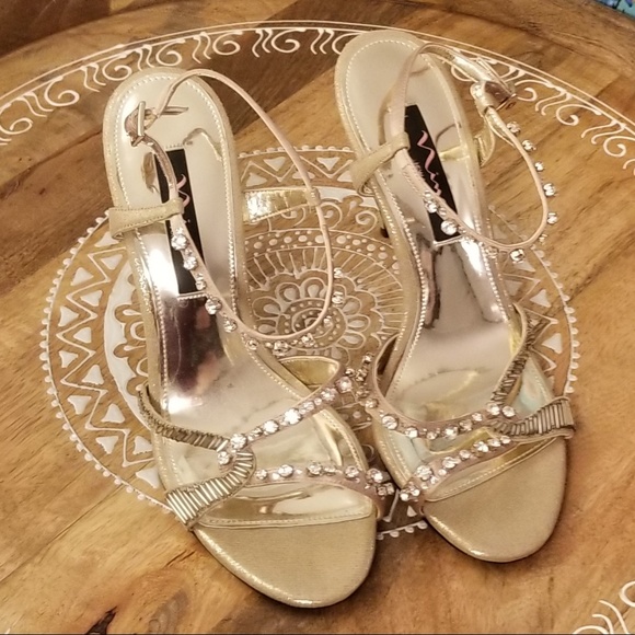 Nina Chimere Dress Sandals | Size 8 - Picture 1 of 6